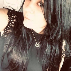 Meet your Posher, Lina